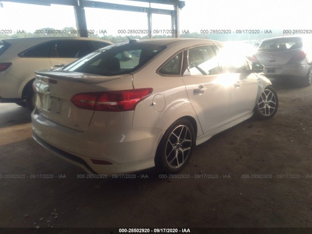 Photo 3 VIN: 1FADP3F26GL354269 - FORD FOCUS 