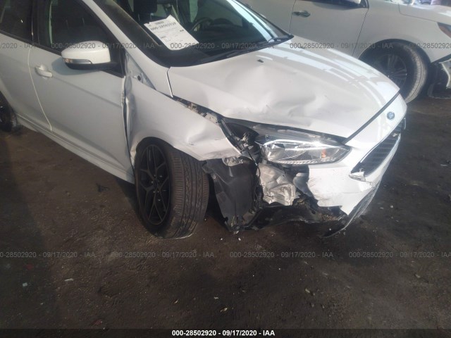 Photo 5 VIN: 1FADP3F26GL354269 - FORD FOCUS 