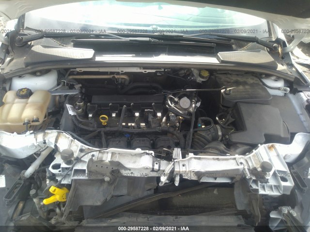 Photo 9 VIN: 1FADP3F26GL356006 - FORD FOCUS 