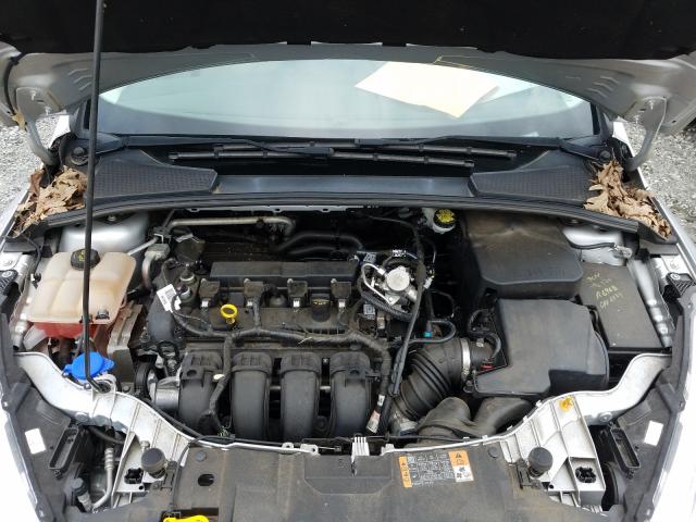 Photo 6 VIN: 1FADP3F26GL389619 - FORD FOCUS SE 