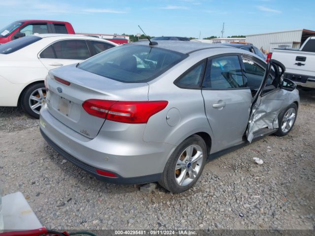 Photo 3 VIN: 1FADP3F26GL397123 - FORD FOCUS 