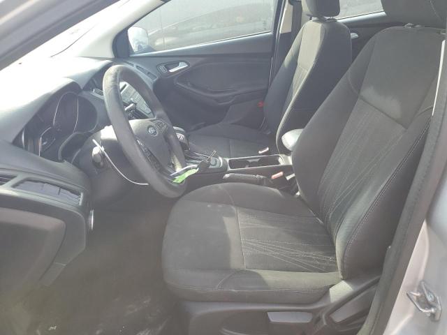 Photo 6 VIN: 1FADP3F26HL220590 - FORD FOCUS SE 