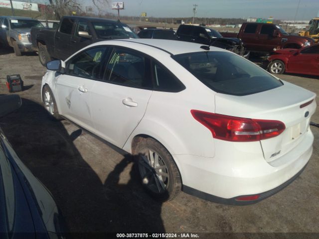 Photo 2 VIN: 1FADP3F26HL259681 - FORD FOCUS 