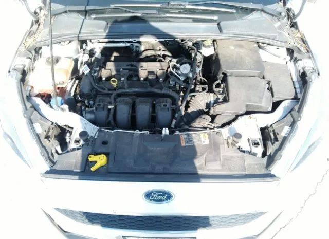 Photo 9 VIN: 1FADP3F26HL304313 - FORD FOCUS 