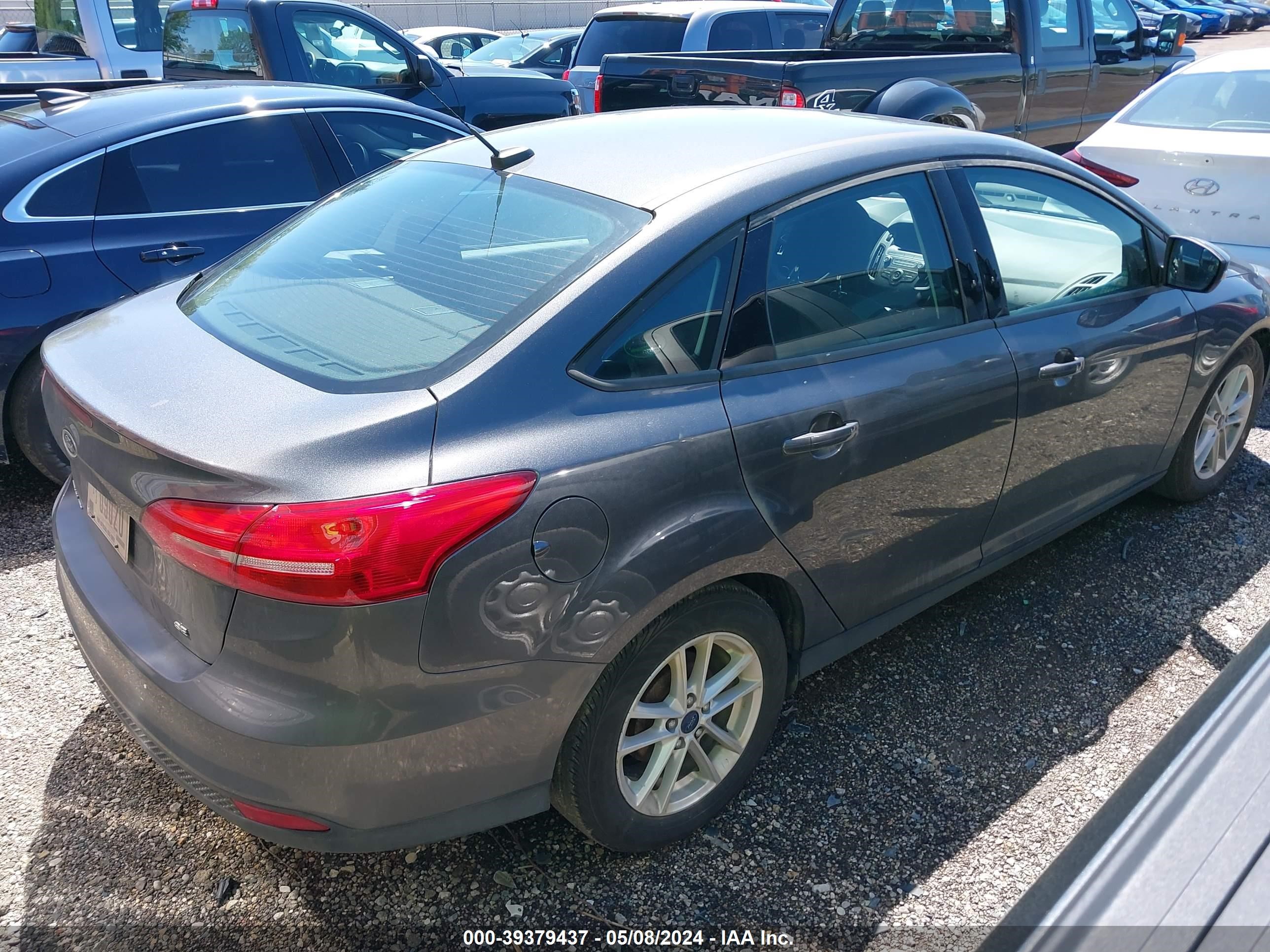 Photo 3 VIN: 1FADP3F26HL320110 - FORD FOCUS 