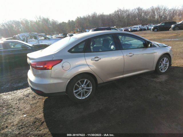 Photo 3 VIN: 1FADP3F26HL321788 - FORD FOCUS 