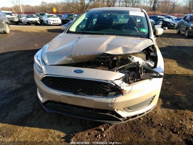 Photo 5 VIN: 1FADP3F26HL321788 - FORD FOCUS 