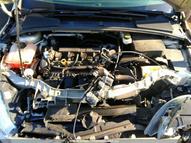 Photo 9 VIN: 1FADP3F26HL321788 - FORD FOCUS 