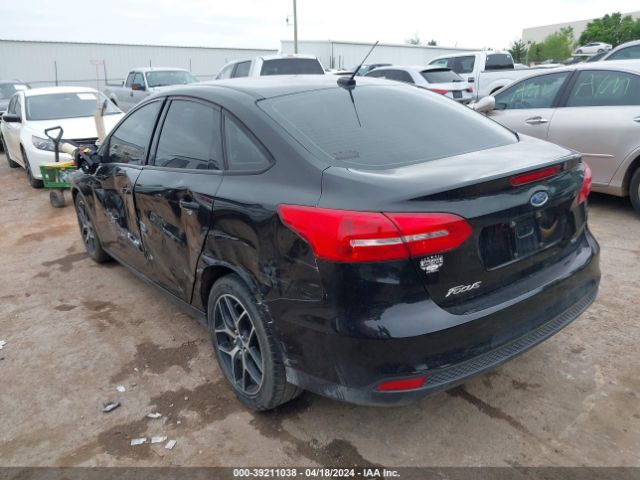 Photo 2 VIN: 1FADP3F26JL220465 - FORD FOCUS 