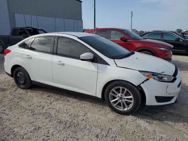 Photo 3 VIN: 1FADP3F26JL272307 - FORD FOCUS SE 