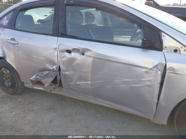 Photo 5 VIN: 1FADP3F26JL295490 - FORD FOCUS 