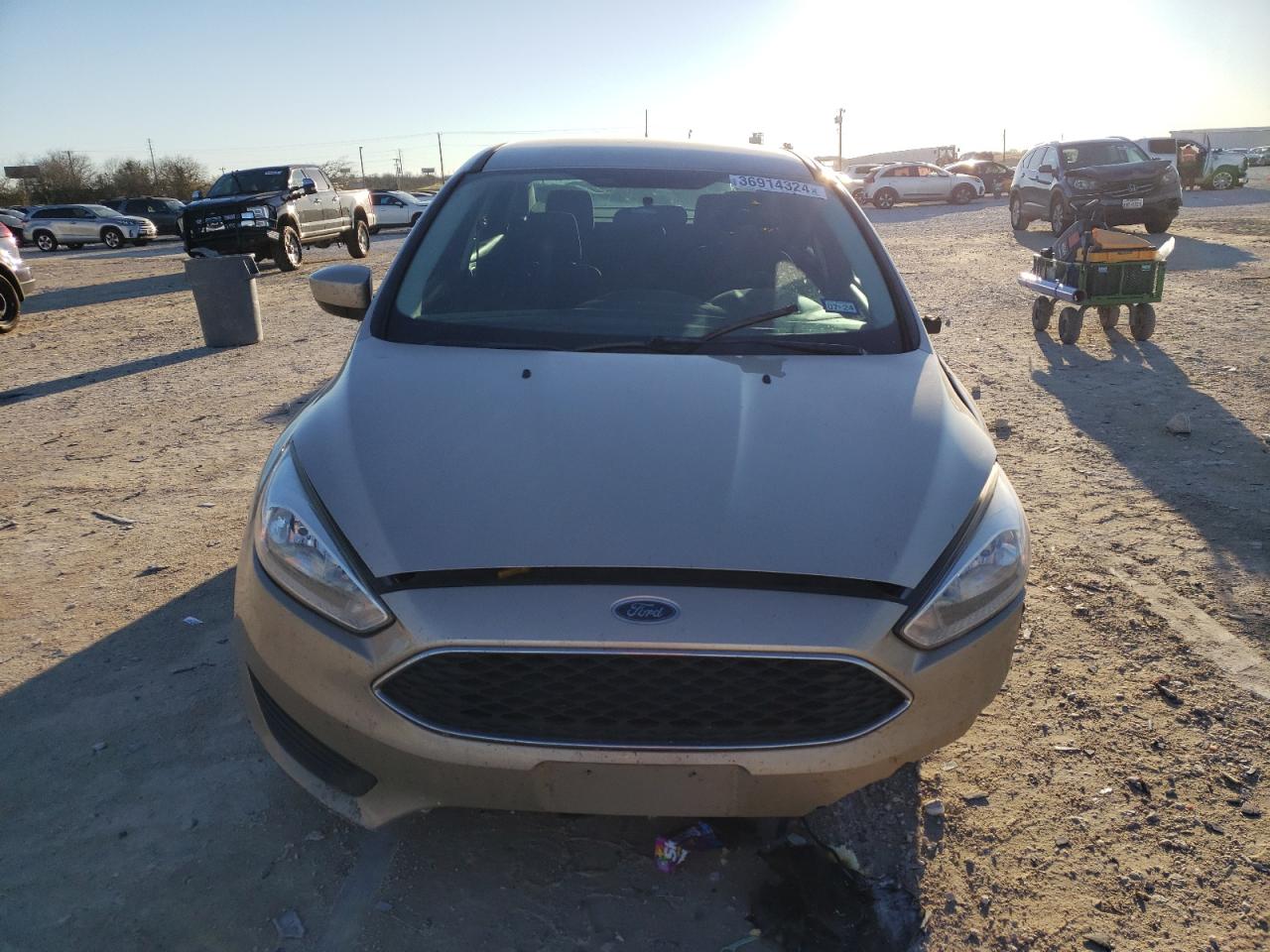 Photo 4 VIN: 1FADP3F26JL315933 - FORD FOCUS 