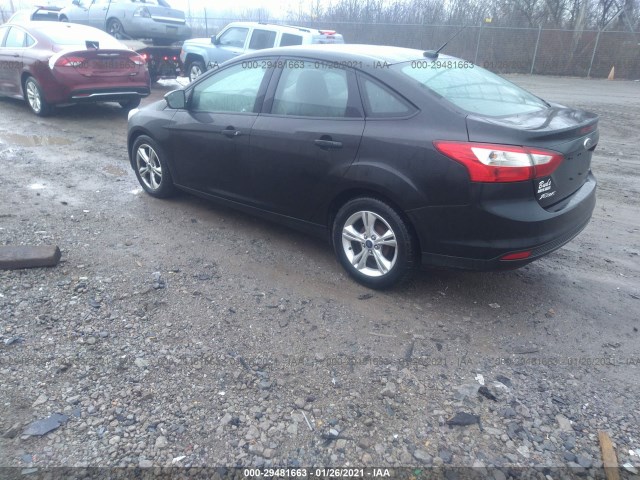 Photo 2 VIN: 1FADP3F27DL104826 - FORD FOCUS 