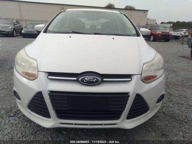 Photo 5 VIN: 1FADP3F27DL107127 - FORD FOCUS 