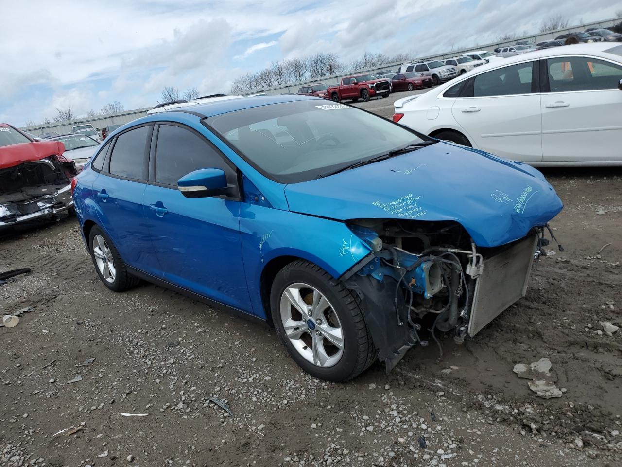 Photo 3 VIN: 1FADP3F27DL150561 - FORD FOCUS 