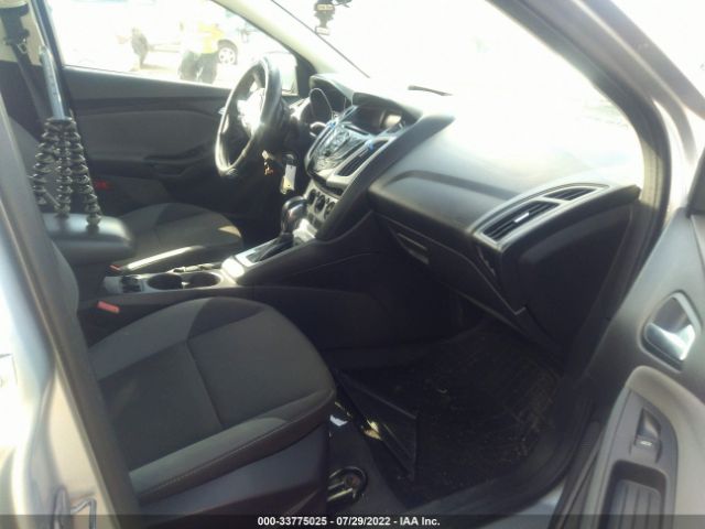 Photo 4 VIN: 1FADP3F27DL158529 - FORD FOCUS 