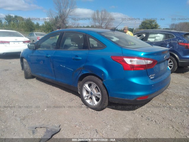 Photo 2 VIN: 1FADP3F27DL174102 - FORD FOCUS 