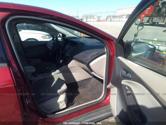 Photo 4 VIN: 1FADP3F27DL180949 - FORD FOCUS 