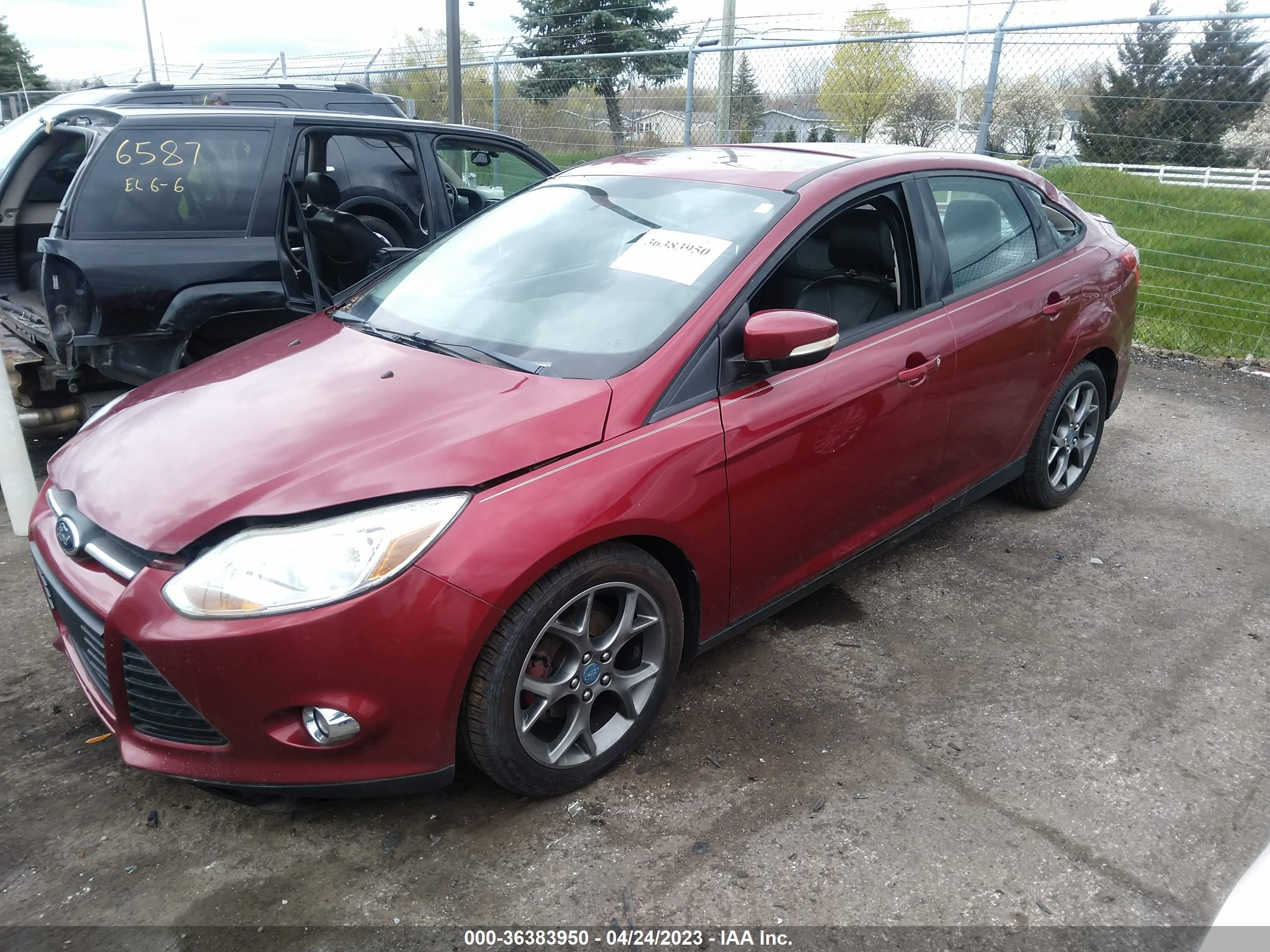 Photo 1 VIN: 1FADP3F27DL226232 - FORD FOCUS 