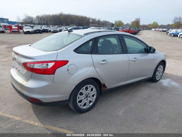 Photo 3 VIN: 1FADP3F27DL228370 - FORD FOCUS 