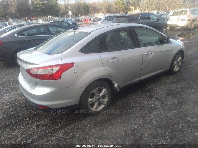 Photo 3 VIN: 1FADP3F27DL230099 - FORD FOCUS 