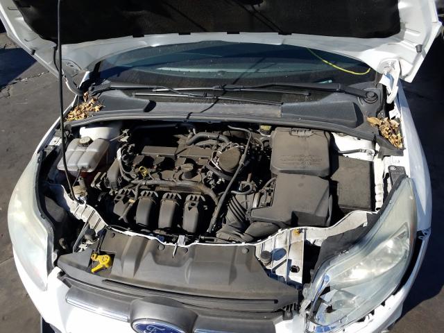 Photo 6 VIN: 1FADP3F27DL252717 - FORD FOCUS SE 