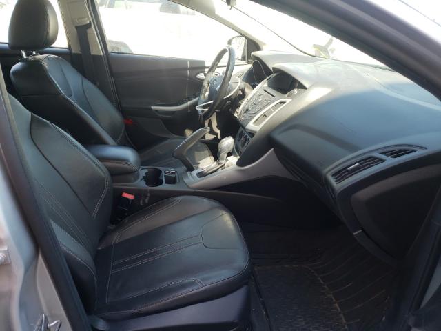 Photo 4 VIN: 1FADP3F27DL265922 - FORD FOCUS SE 