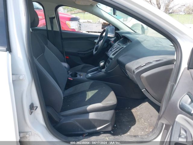 Photo 4 VIN: 1FADP3F27DL270103 - FORD FOCUS 