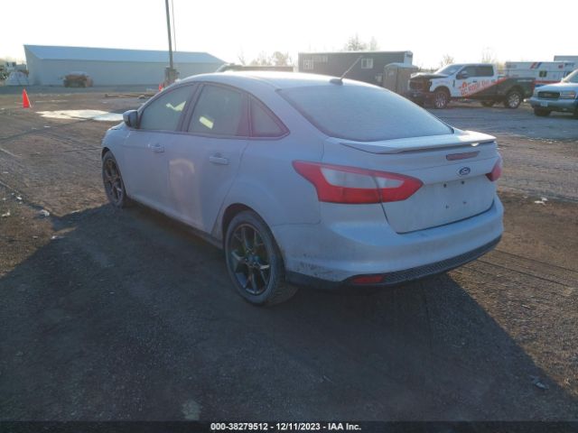 Photo 2 VIN: 1FADP3F27DL283790 - FORD FOCUS 