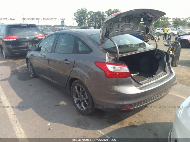 Photo 2 VIN: 1FADP3F27DL311331 - FORD FOCUS 