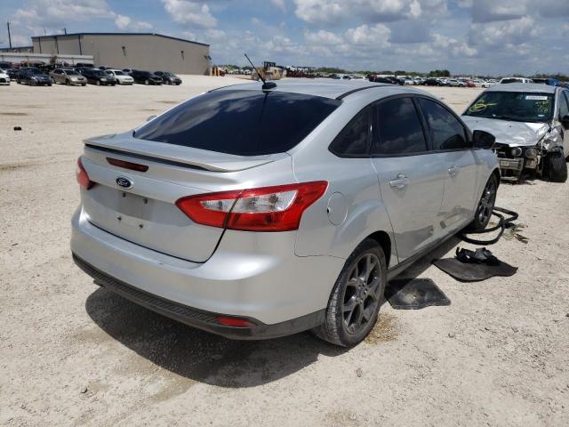 Photo 3 VIN: 1FADP3F27DL315587 - FORD FOCUS SE 