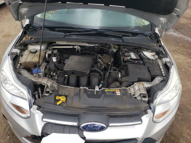 Photo 6 VIN: 1FADP3F27DL343177 - FORD FOCUS SE 