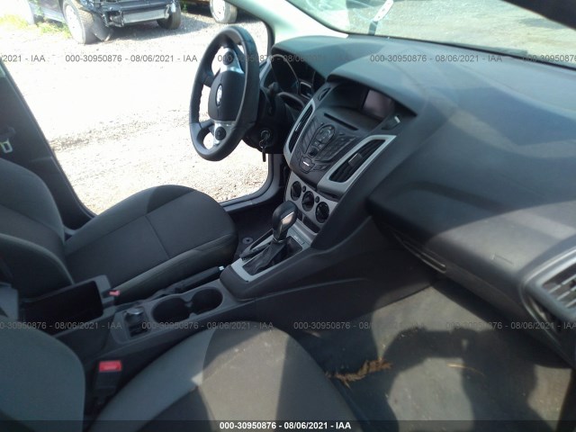 Photo 4 VIN: 1FADP3F27DL378253 - FORD FOCUS 