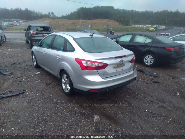 Photo 2 VIN: 1FADP3F27EL102687 - FORD FOCUS 