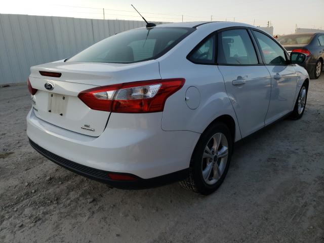 Photo 3 VIN: 1FADP3F27EL109364 - FORD FOCUS SE 