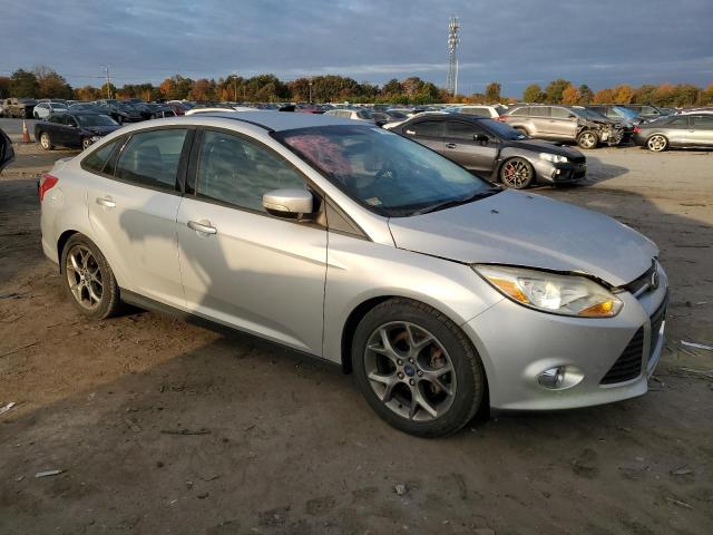 Photo 3 VIN: 1FADP3F27EL160072 - FORD FOCUS SE 