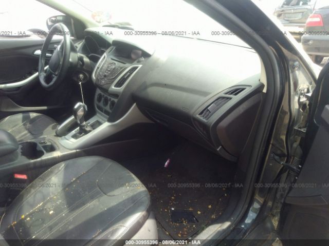 Photo 4 VIN: 1FADP3F27EL163912 - FORD FOCUS 