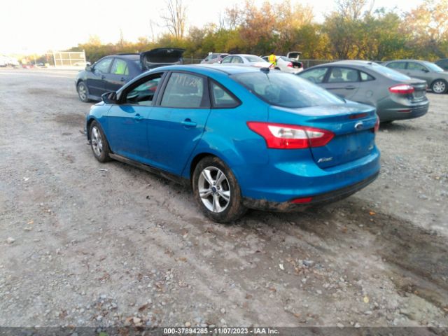 Photo 2 VIN: 1FADP3F27EL182475 - FORD FOCUS 