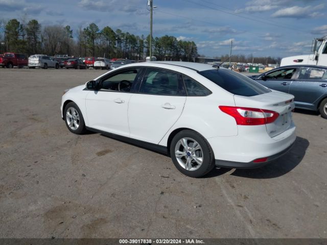 Photo 2 VIN: 1FADP3F27EL183271 - FORD FOCUS 