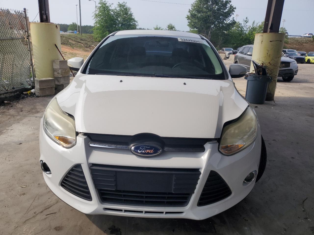 Photo 4 VIN: 1FADP3F27EL222005 - FORD FOCUS 