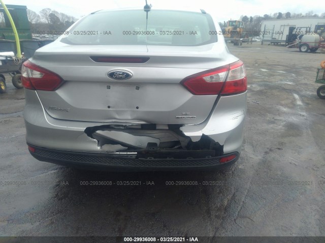 Photo 5 VIN: 1FADP3F27EL227186 - FORD FOCUS 