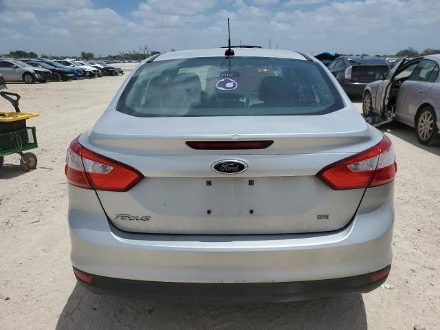 Photo 5 VIN: 1FADP3F27EL257157 - FORD FOCUS SE 