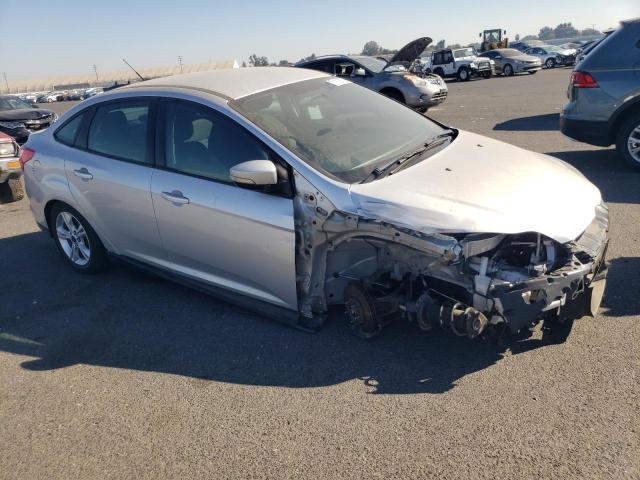 Photo 3 VIN: 1FADP3F27EL261158 - FORD FOCUS 