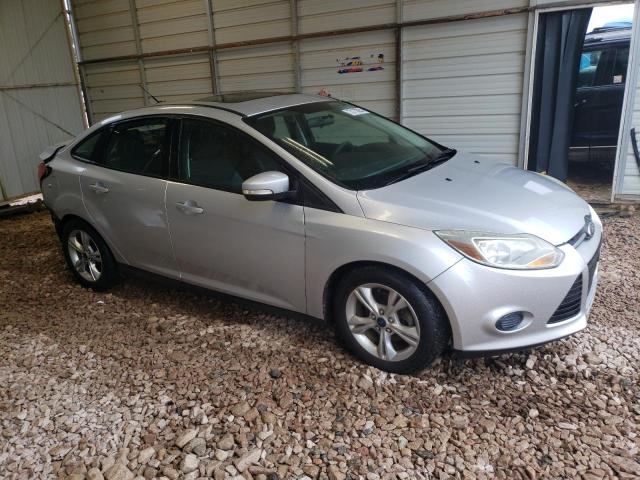 Photo 3 VIN: 1FADP3F27EL274685 - FORD FOCUS SE 