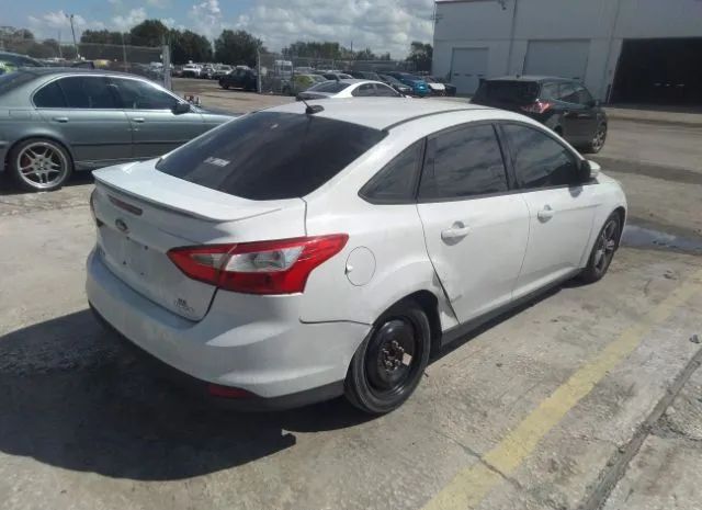 Photo 3 VIN: 1FADP3F27EL309502 - FORD FOCUS 