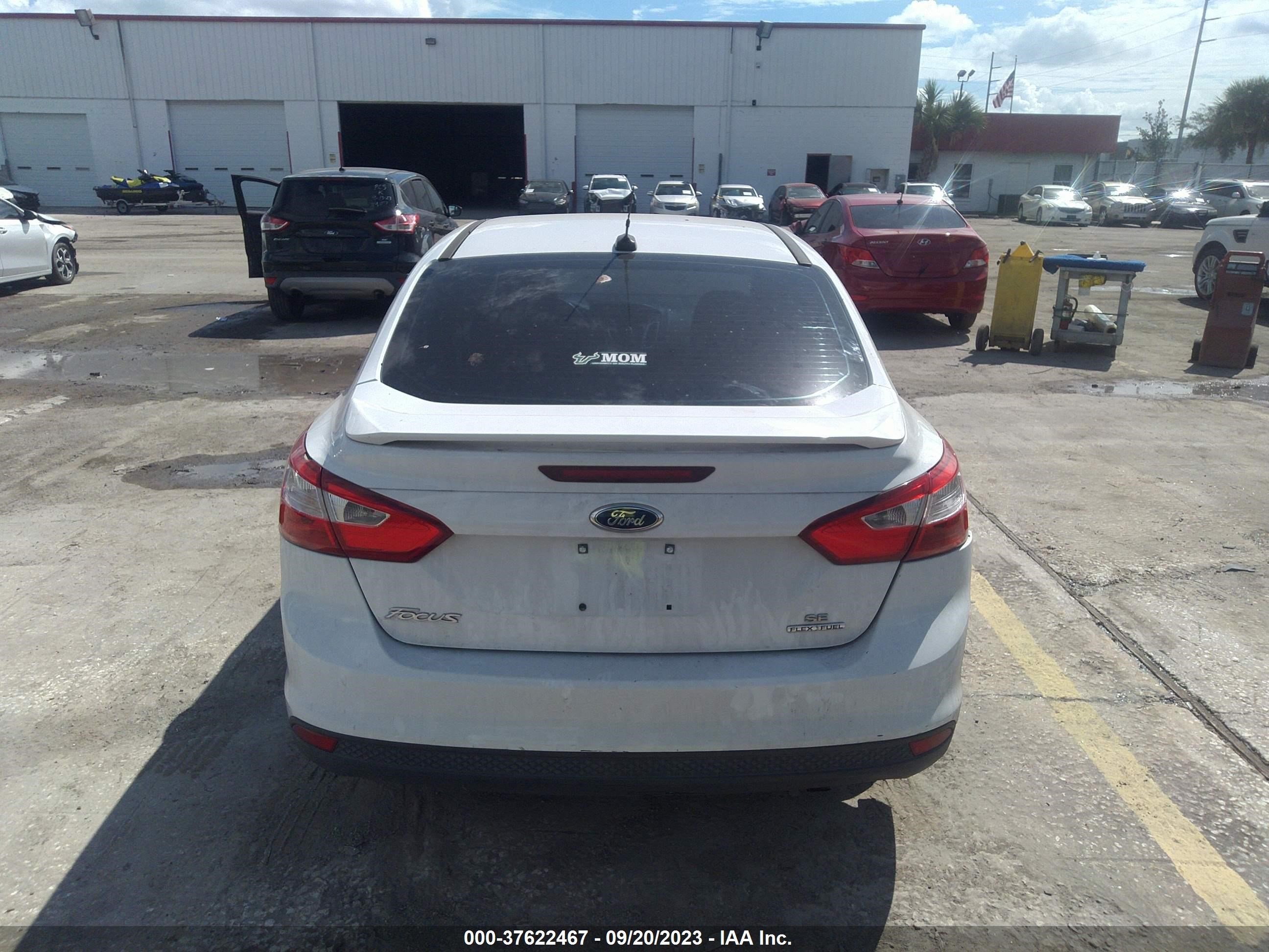 Photo 15 VIN: 1FADP3F27EL309502 - FORD FOCUS 