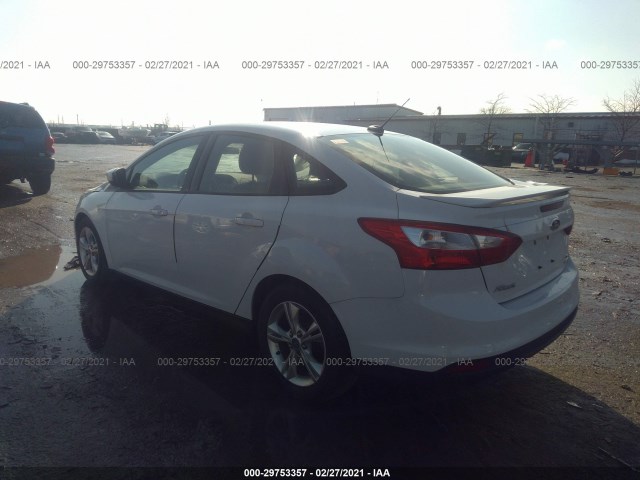 Photo 2 VIN: 1FADP3F27EL324520 - FORD FOCUS 