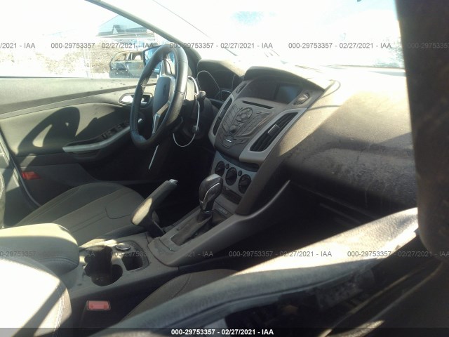 Photo 4 VIN: 1FADP3F27EL324520 - FORD FOCUS 