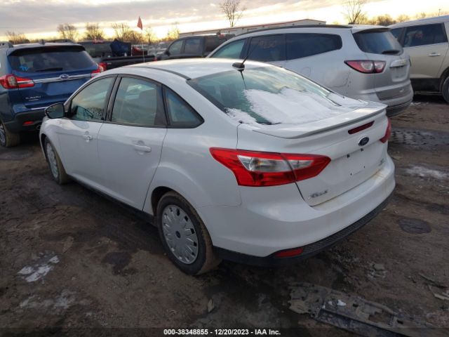 Photo 2 VIN: 1FADP3F27EL331158 - FORD FOCUS 