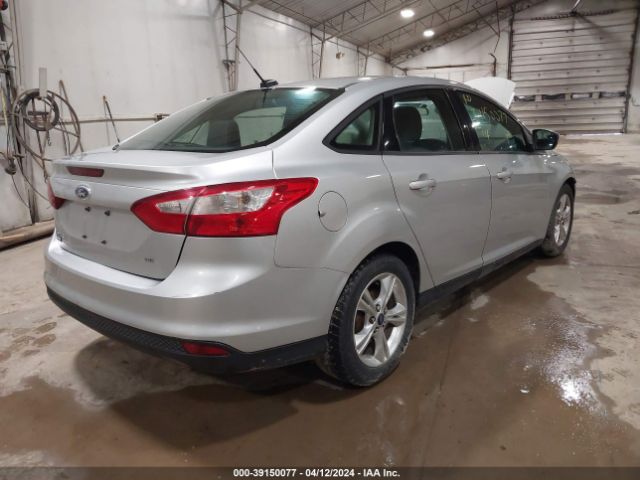 Photo 3 VIN: 1FADP3F27EL347084 - FORD FOCUS 